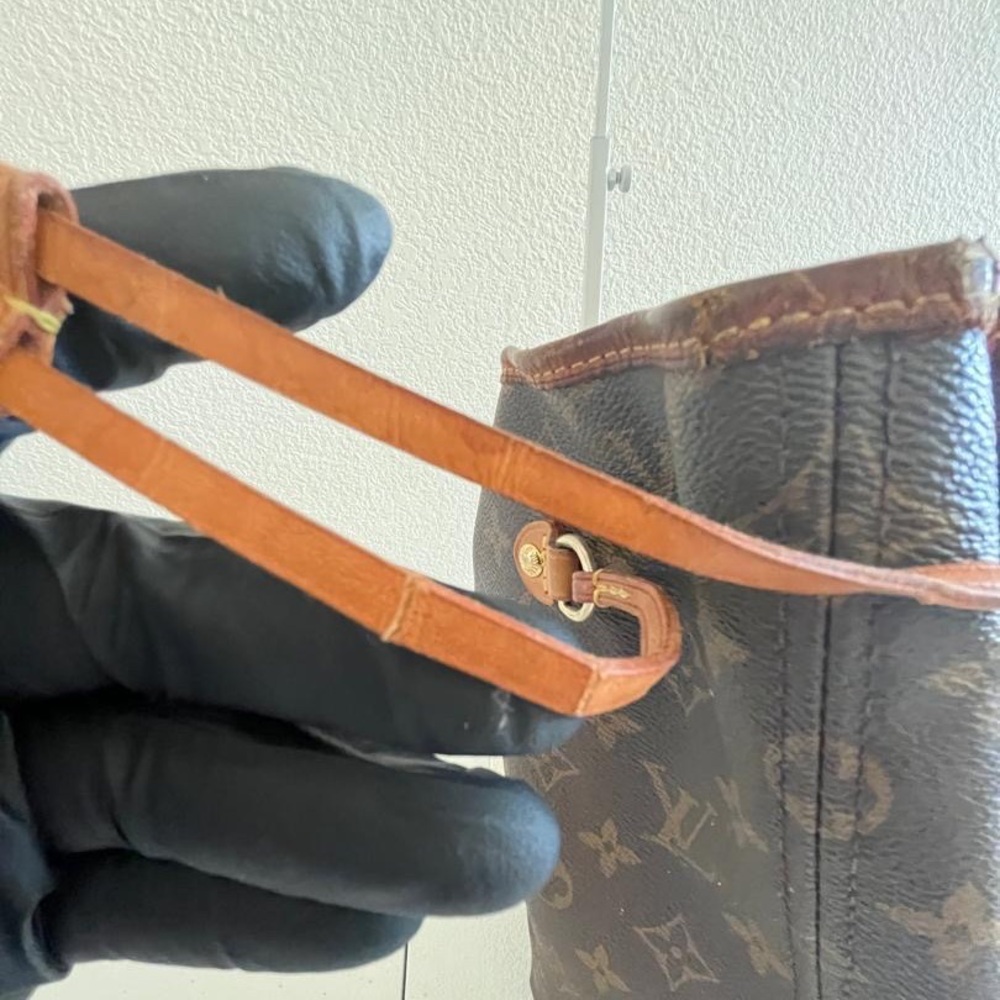 Louis Vuitton Neverfull MM - Picture 4 of 13